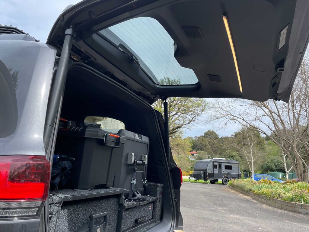 Custom 4x4 lighting installation