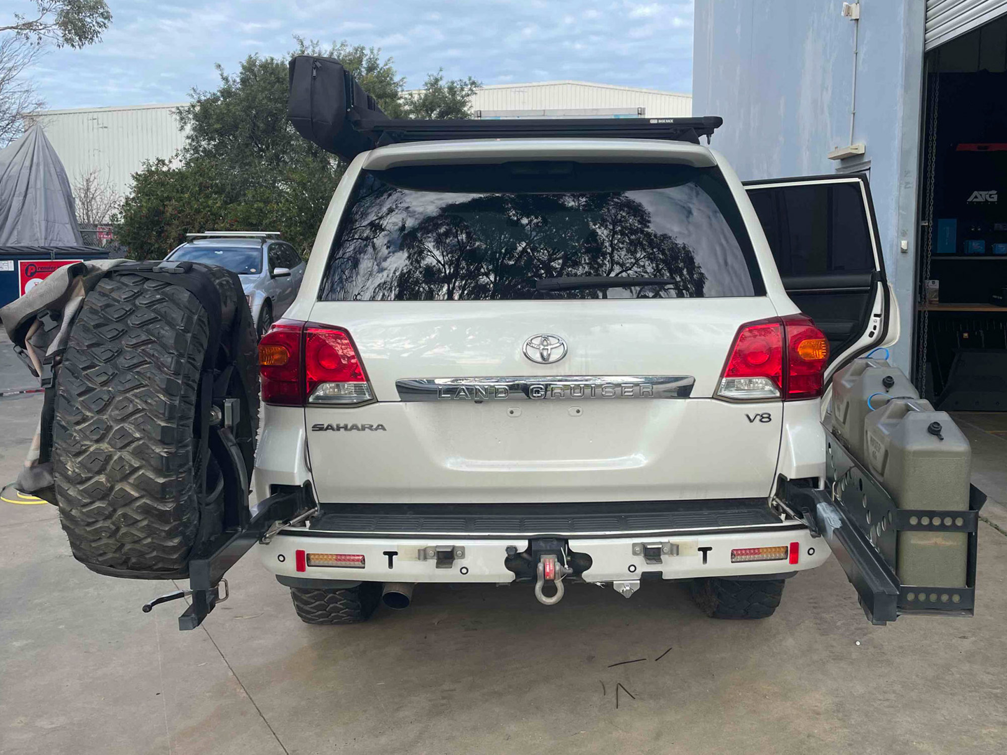 200 Series Toyota Landcruiser Rear Bar Camera Relocation it (Facelift >2016+) main image 0