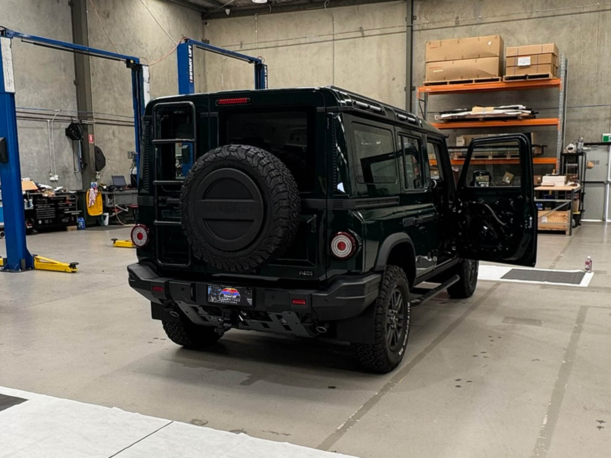 Training Technicians for Unavi 360 Around View Monitor Installation