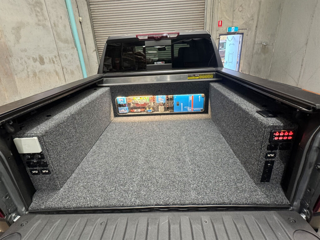 Custom Silverado tub setup