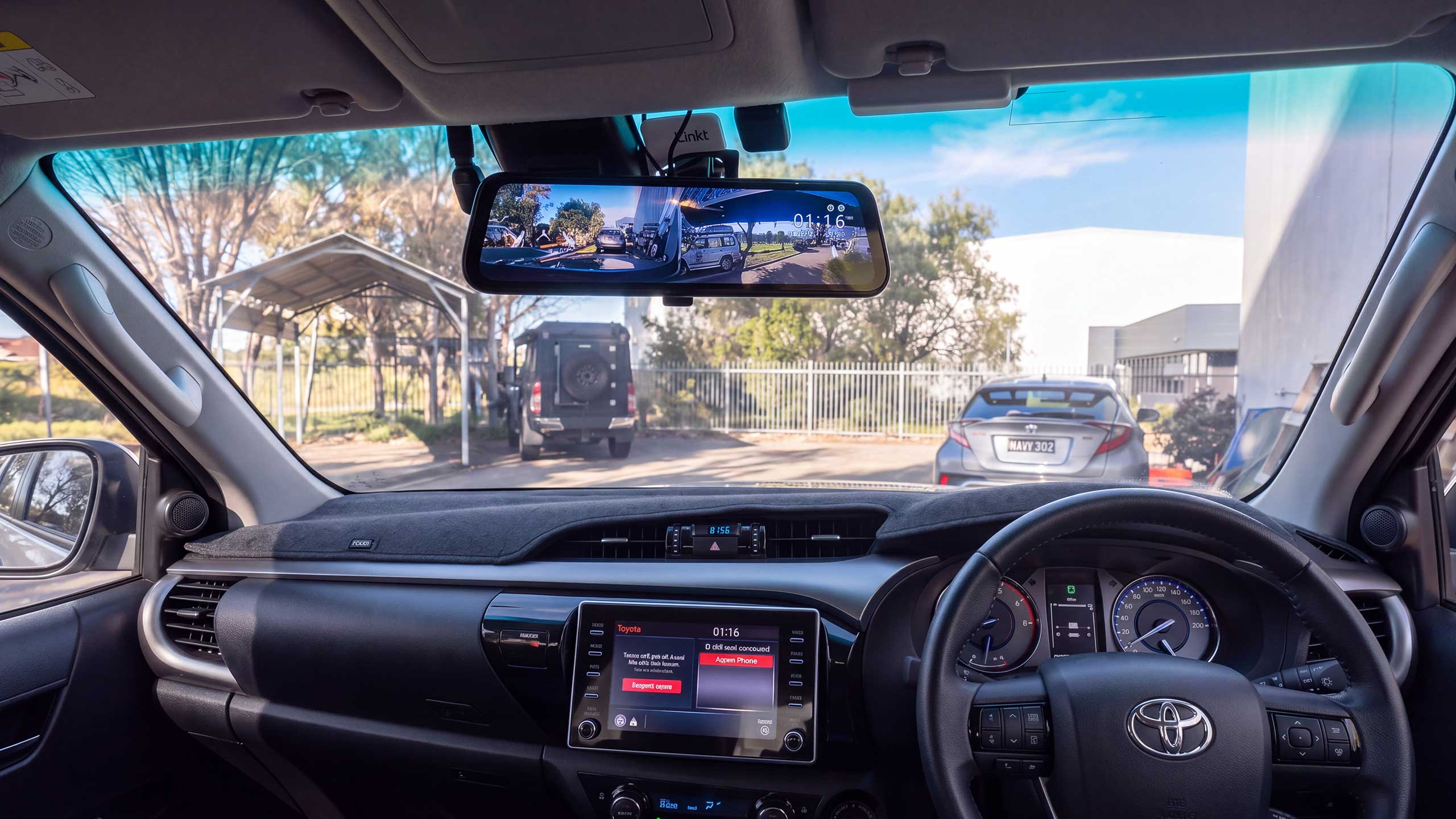 Wolfbox G900 Pro Dash Cam Toyota Hilux SR5 Installation